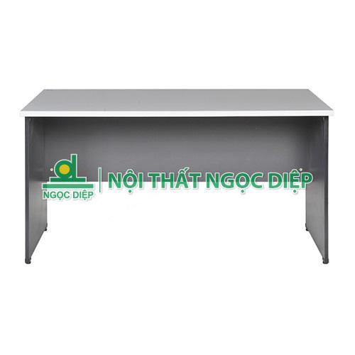 Bàn làm việc nhân viên HP100