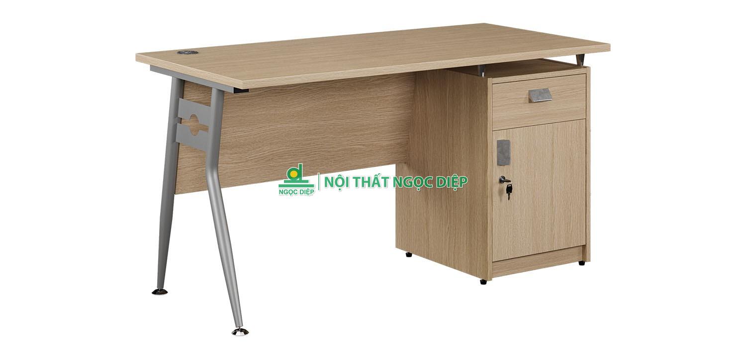 Bàn làm việc nhân viên HR140HLC1