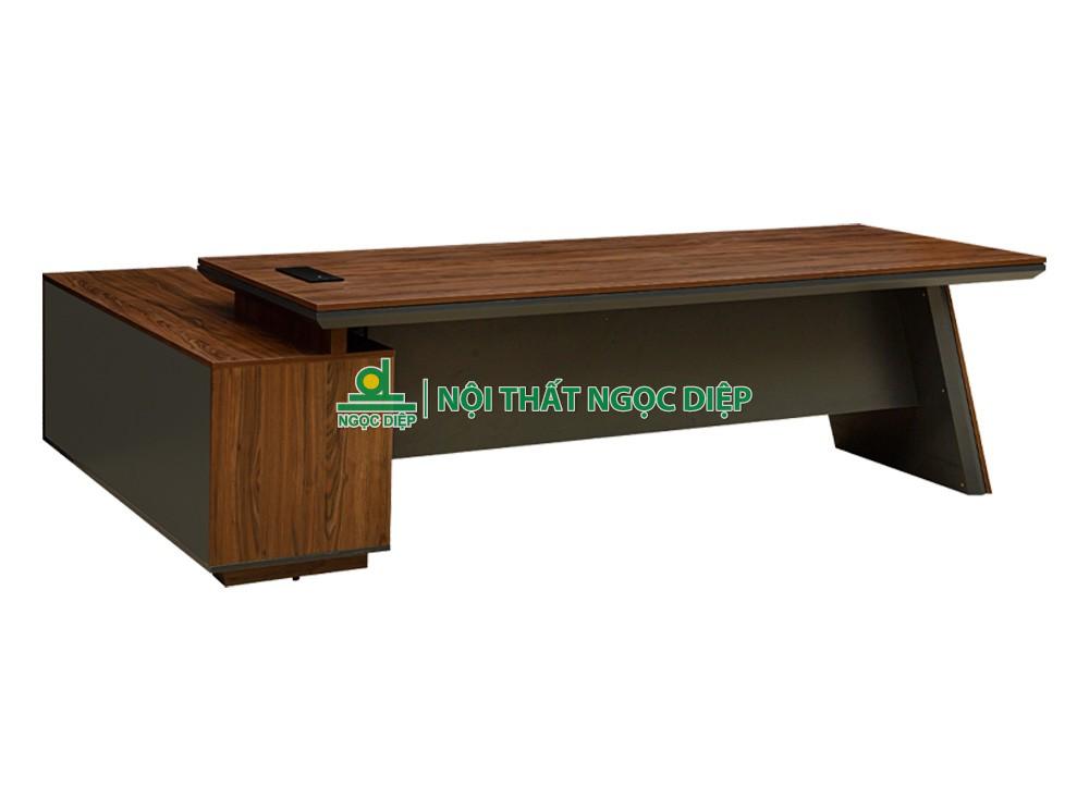 Bàn làm việc lãnh đạo LUXB2620V4