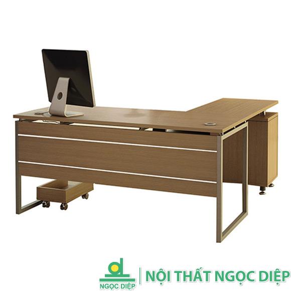 Bàn làm việc lãnh đạo HR160C2