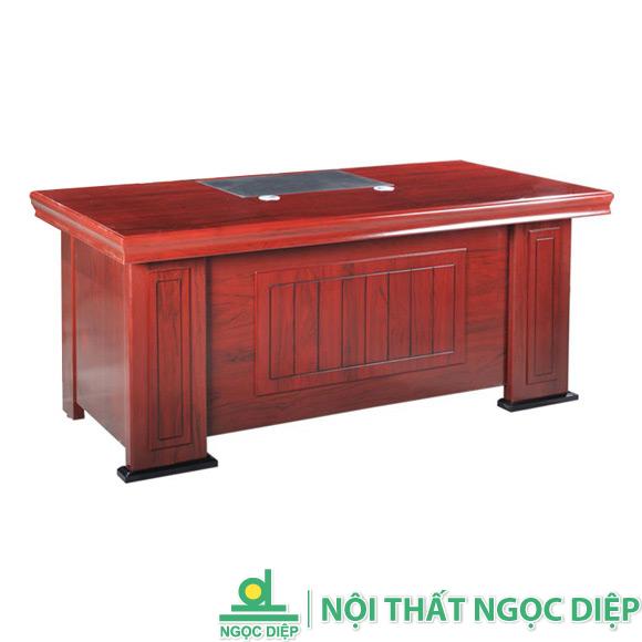 Bàn làm việc lãnh đạo DT1890H27