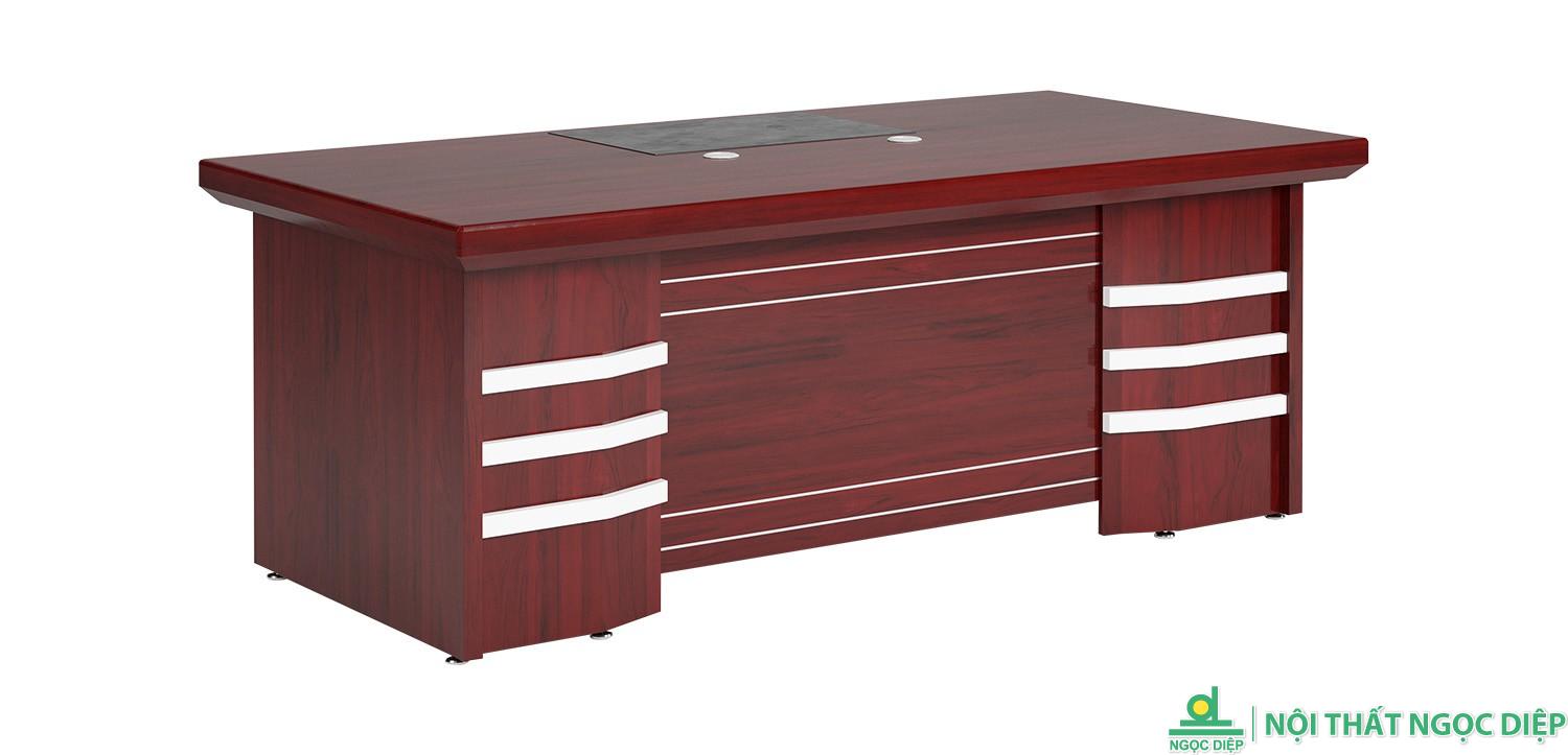 Bàn làm việc lãnh đạo DT1890H44
