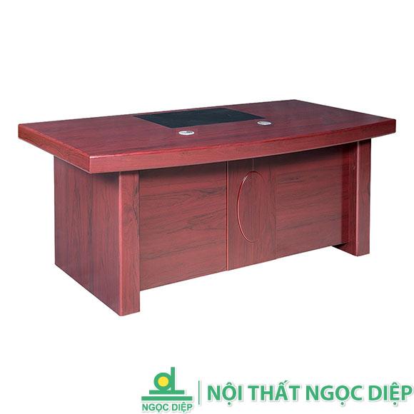 Bàn làm việc lãnh đạo DT1890H4